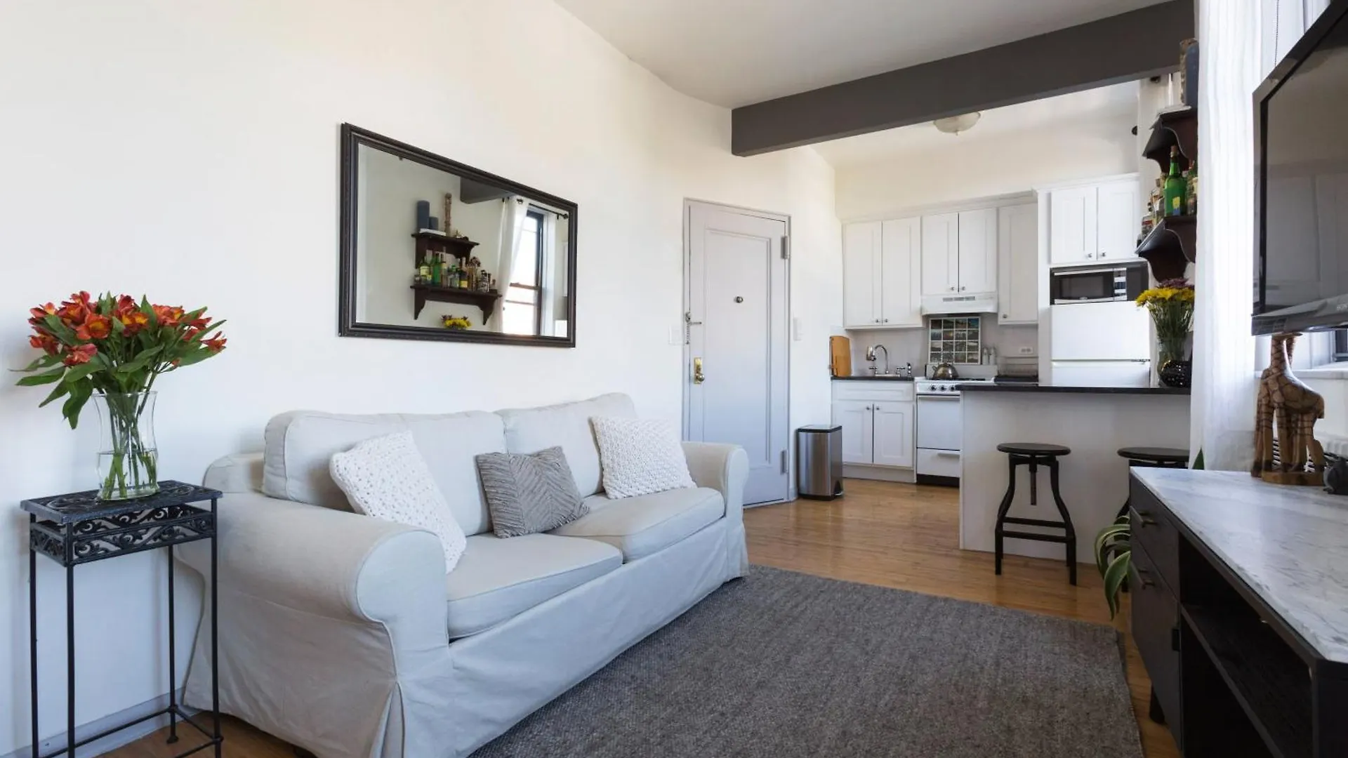 Apartment Sunny Stylish West Village Condo New York United States