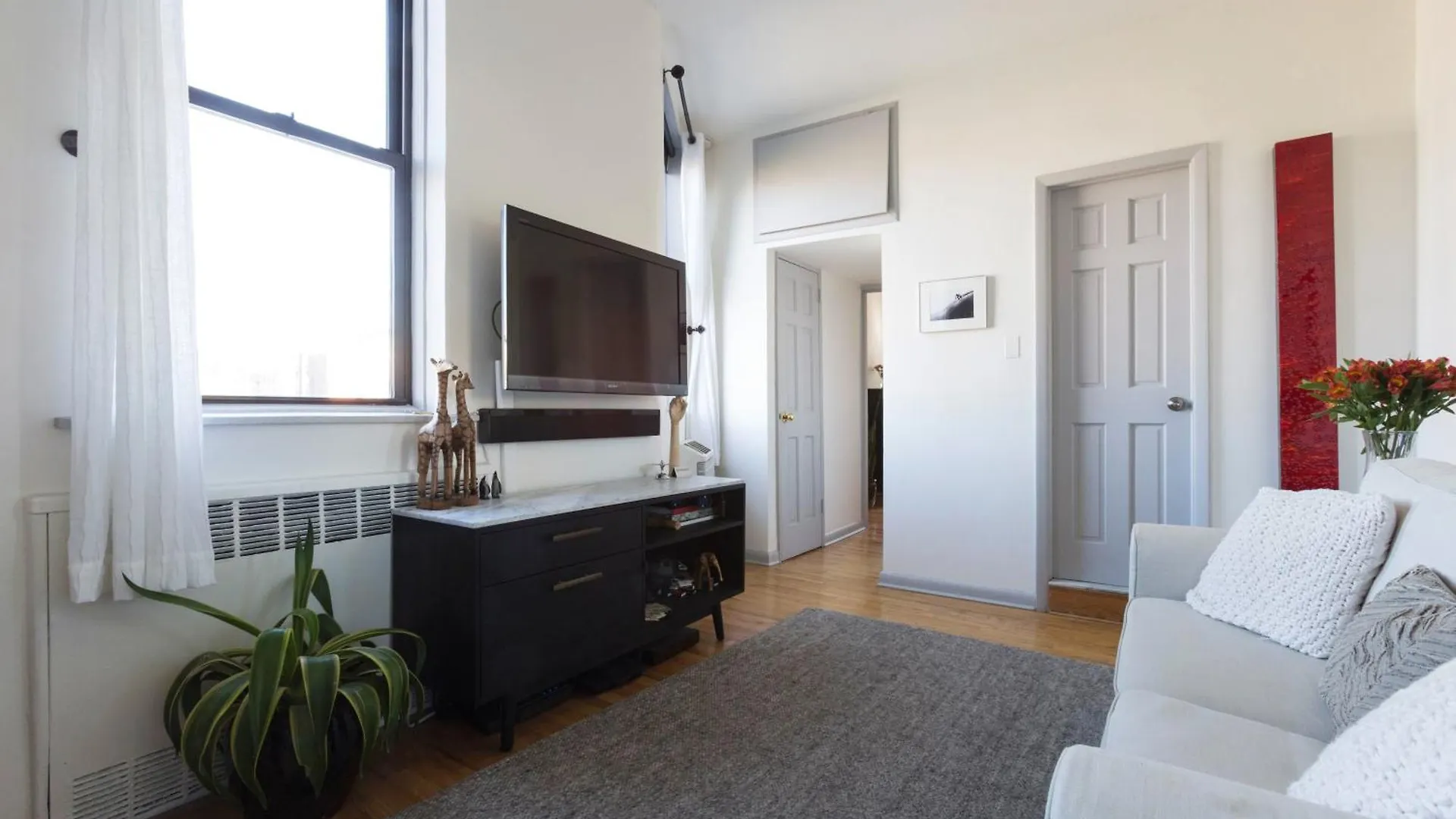 Sunny Stylish West Village Condo New York